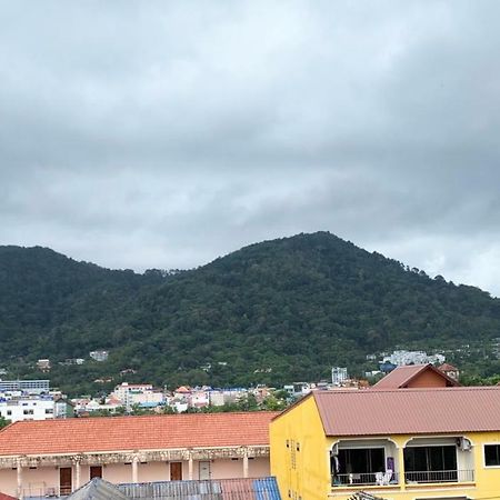 Chusri Hotel Patong Buitenkant foto