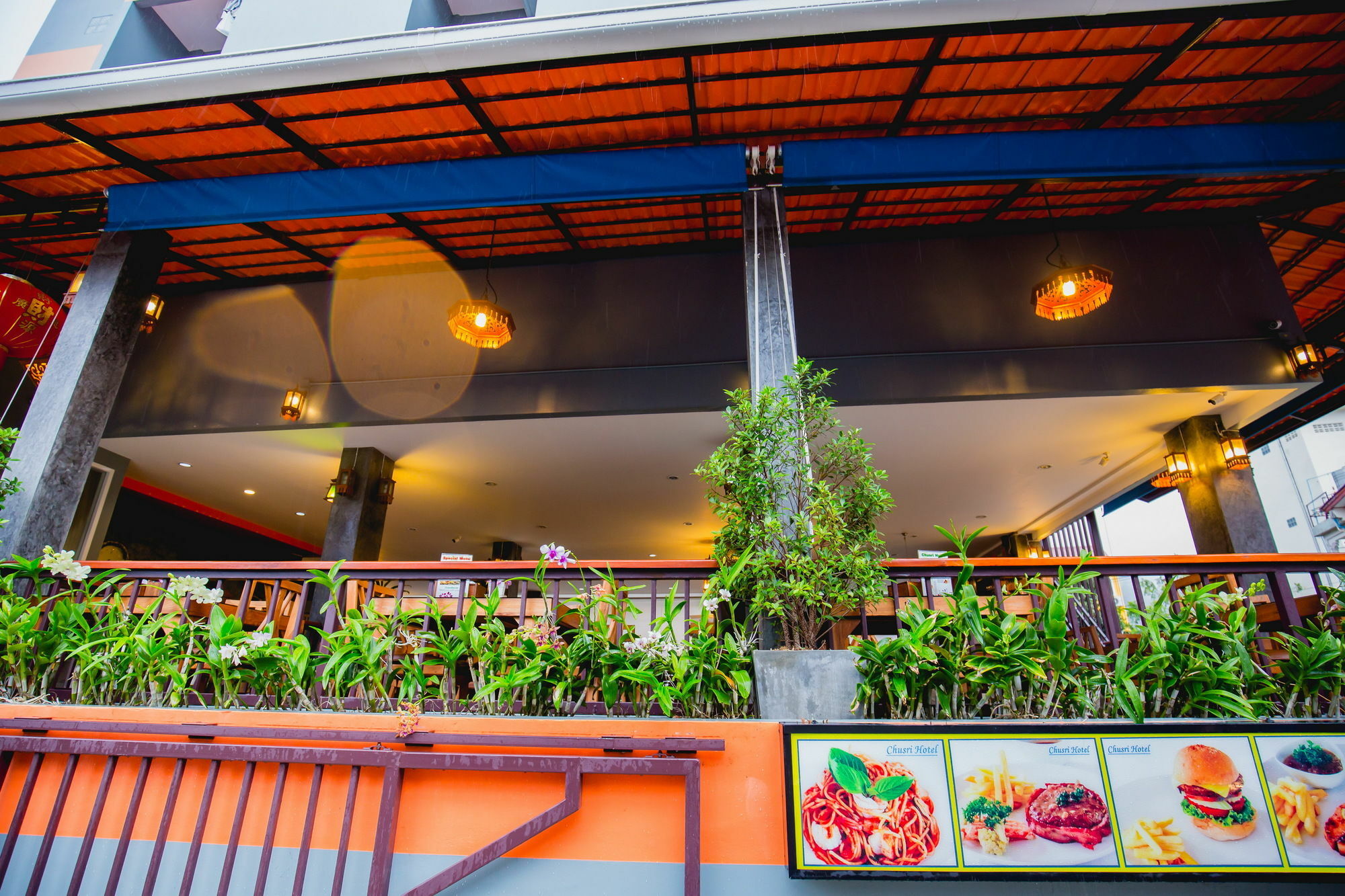 Chusri Hotel Patong Buitenkant foto
