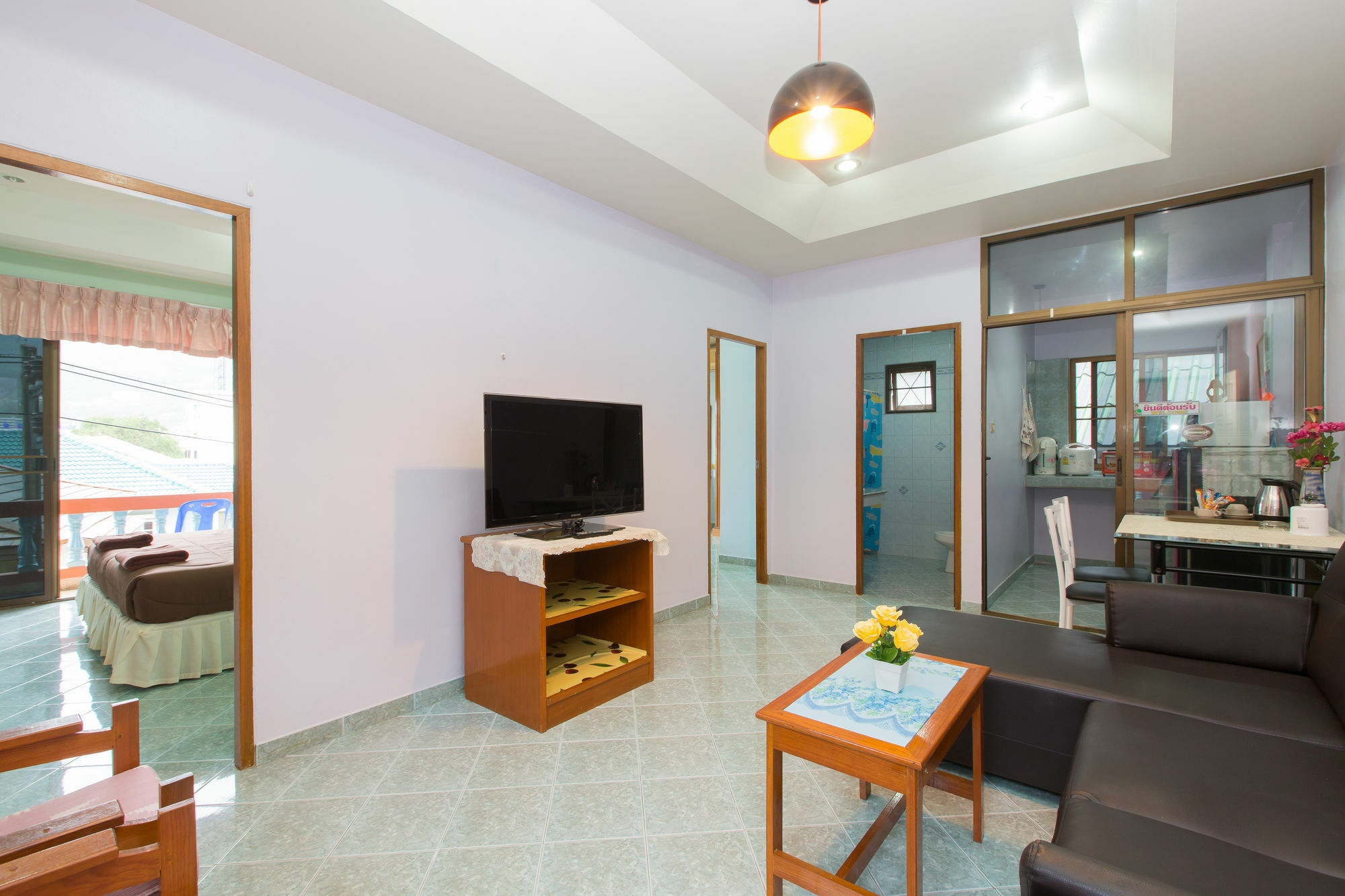 Chusri Hotel Patong Buitenkant foto