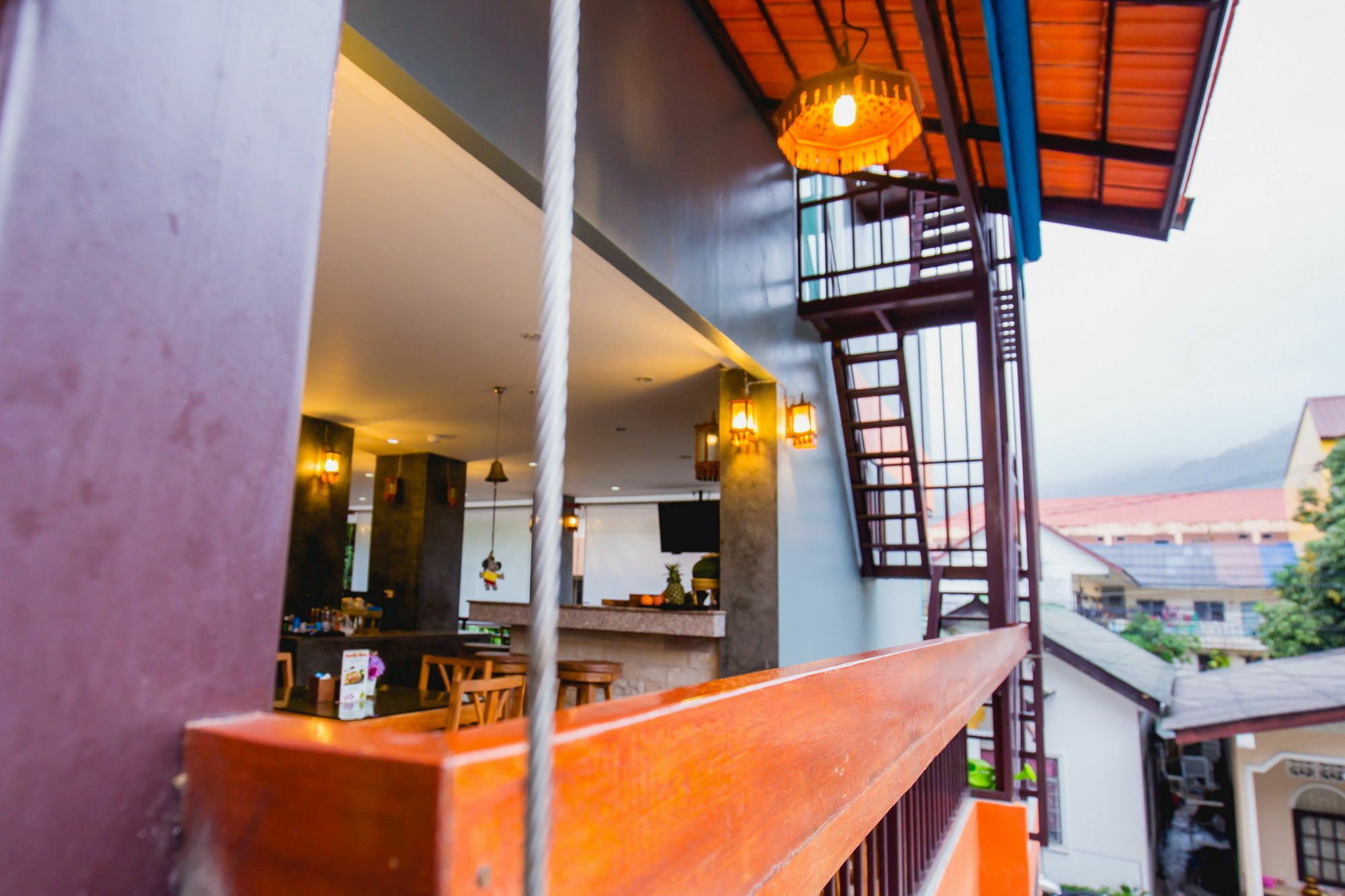 Chusri Hotel Patong Buitenkant foto